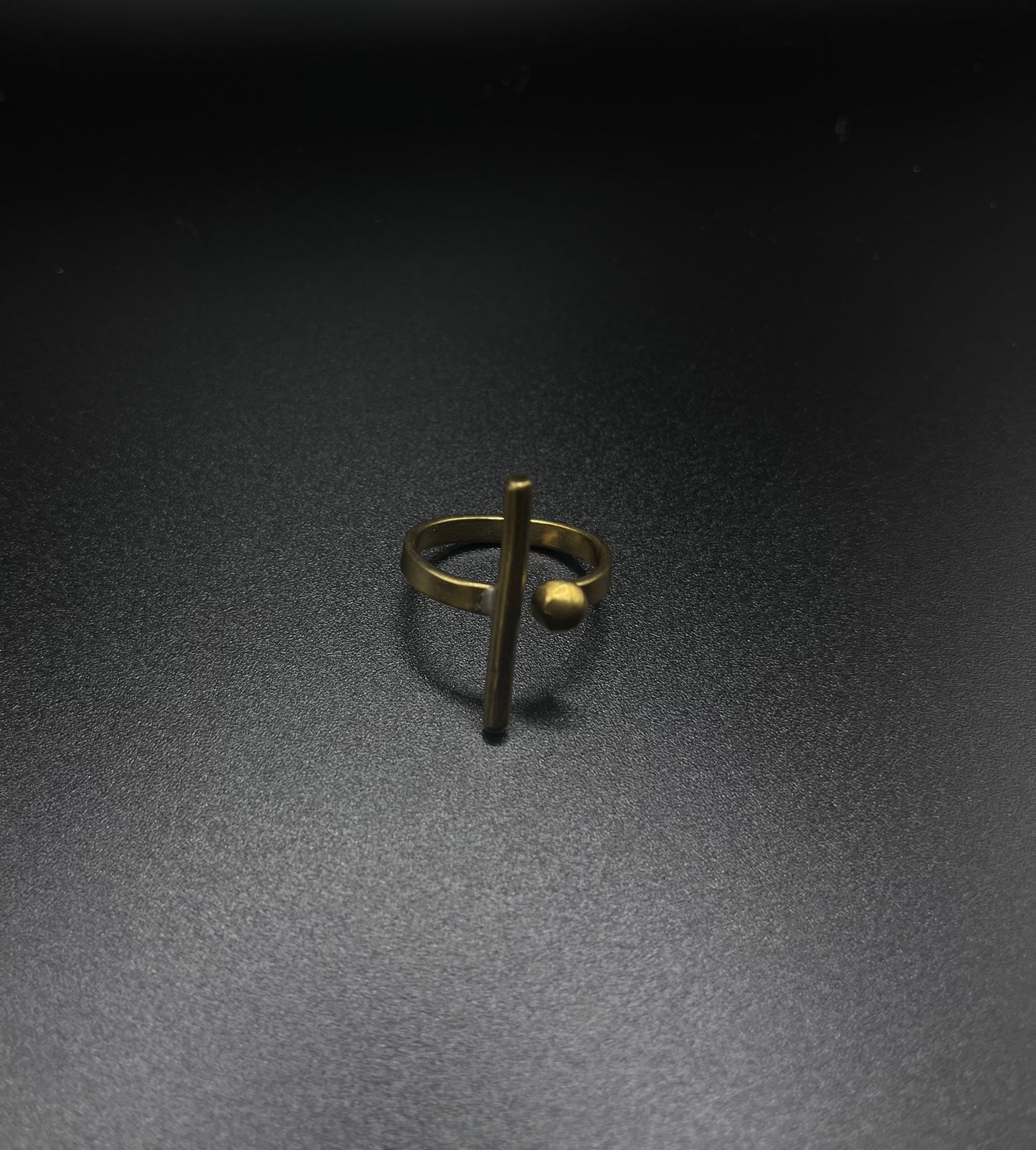 The Axis Layering Ring