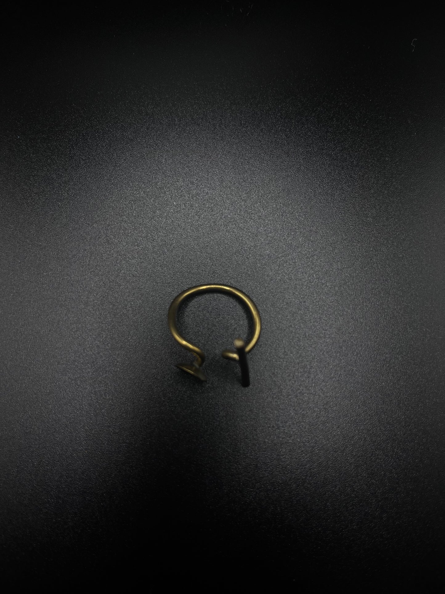 Asymmetric Layering Ring